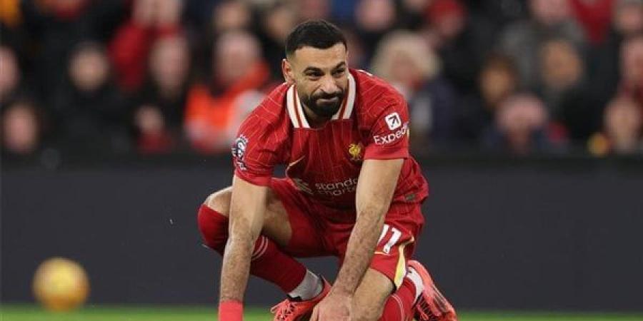 محمد صلاح يصدم لاعبي ليفربول: "وقعت لنادٍ آخر"