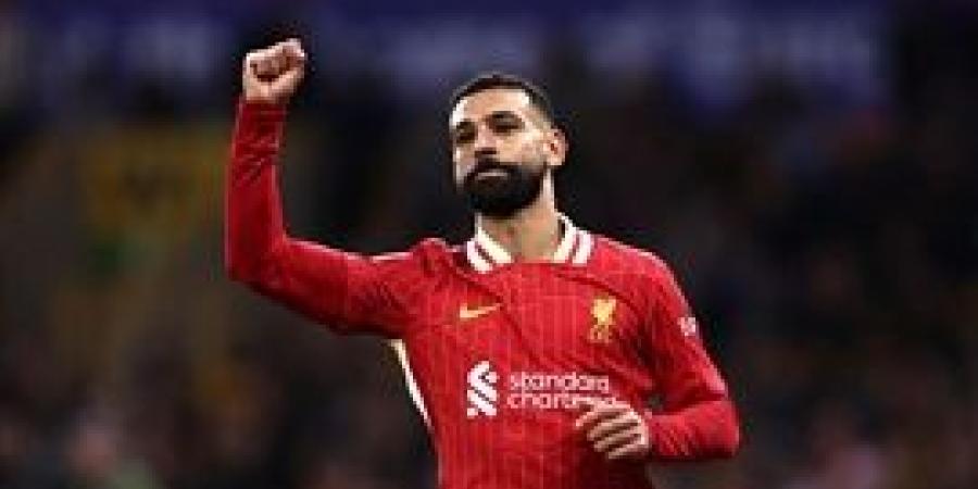 تركى آل الشيخ ينشر صورة لـ محمد صلاح بقميص الهلال