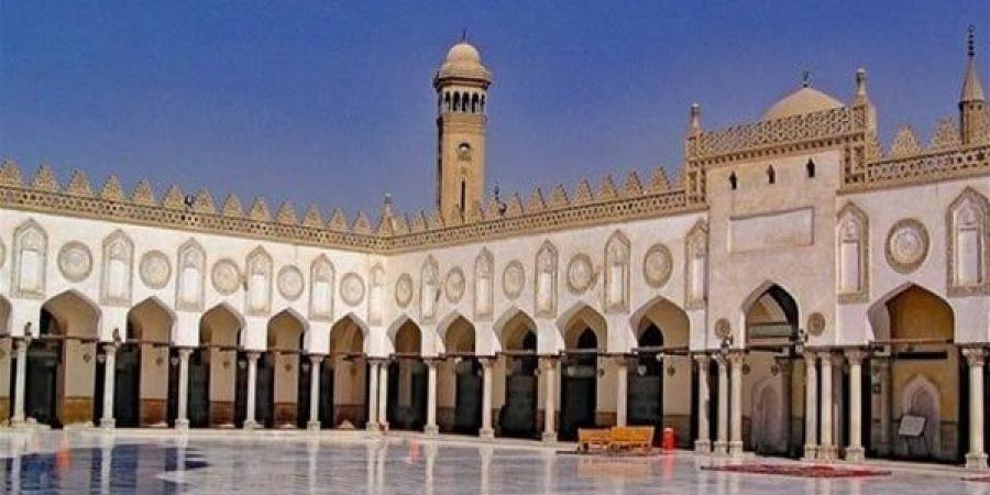 الجامع الأزهر: الاستيقاظ لصلاة الفجر يُقلل احتمالية حدوث الجلطات الدماغية والقلبيّة