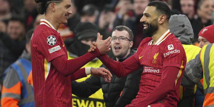 محمد صلاح يقود ليفربول لحسم صدارة دوري الأبطال