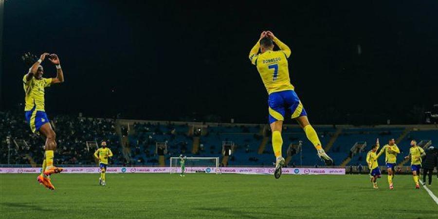 كريستيانو رونالدو يبدع في فوز النصر على الرائد بالدوري السعودي