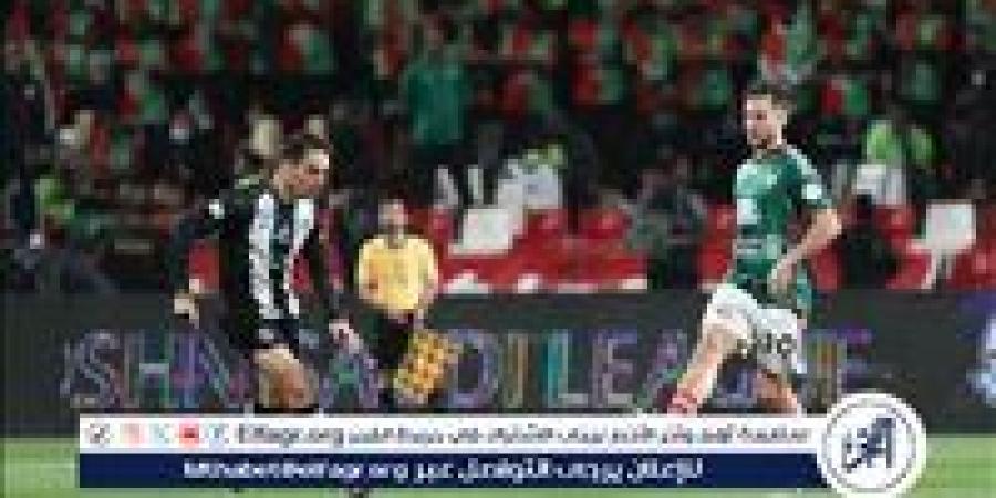 الاتفاق يُسقط الشباب بثلاثية في الدوري السعودي