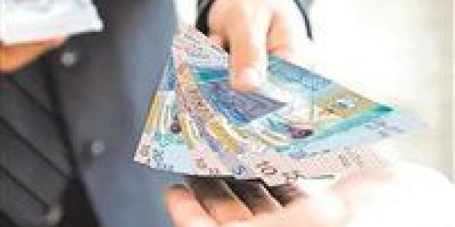 سعر الدينار الكويتي لحظة بلحظة.. كم يسجل في البنك المركزي المصري؟