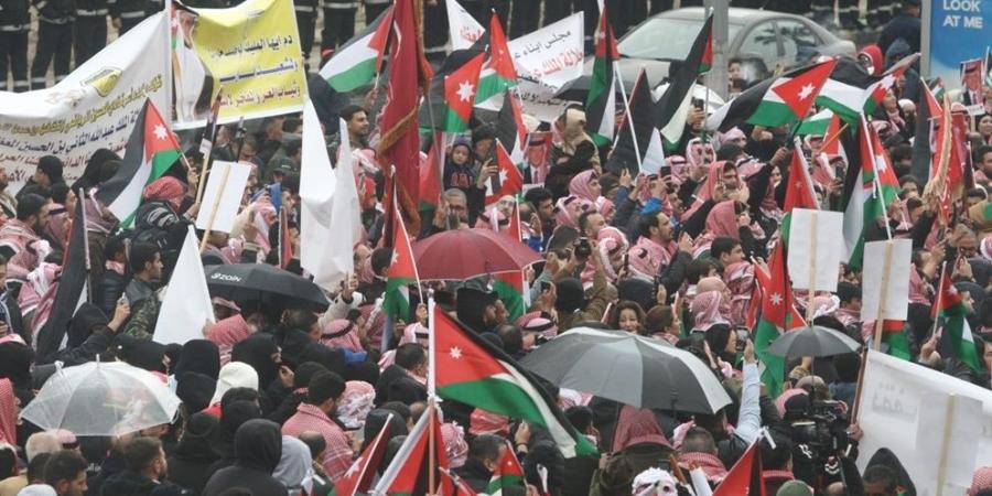 الأردنيون: لا تنازل عن فلسطين ولا مساس بالوطن