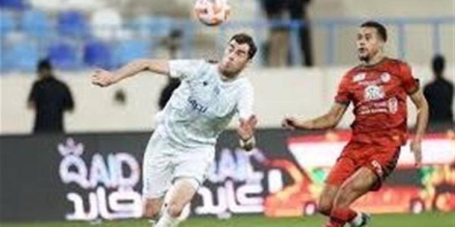 بدون تقطيع.. بث مباشر مباراة الأخدود وضمك في الدوري السعودي