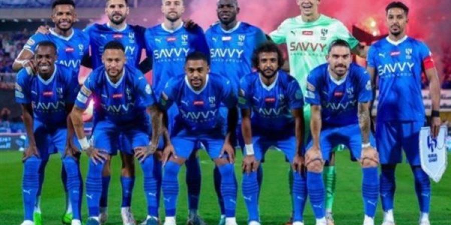 الهلال يواصل إهدار النقاط بالتعادل مع الرياض بالدوري السعودي