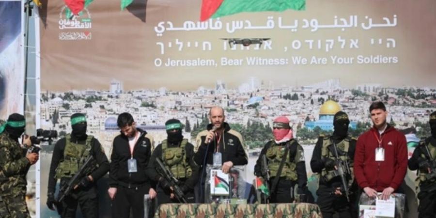 إعلام عبري: دعاية حماس وسرايا القدس في الدفعة السادسة تُعد إصبعاً في عين "إسرائيل"