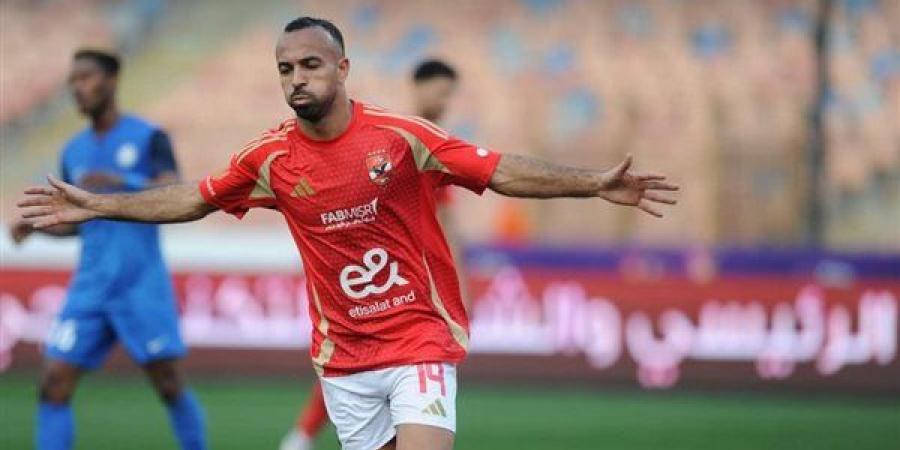 القمة 129.. غيابات الأهلي أمام الزمالك