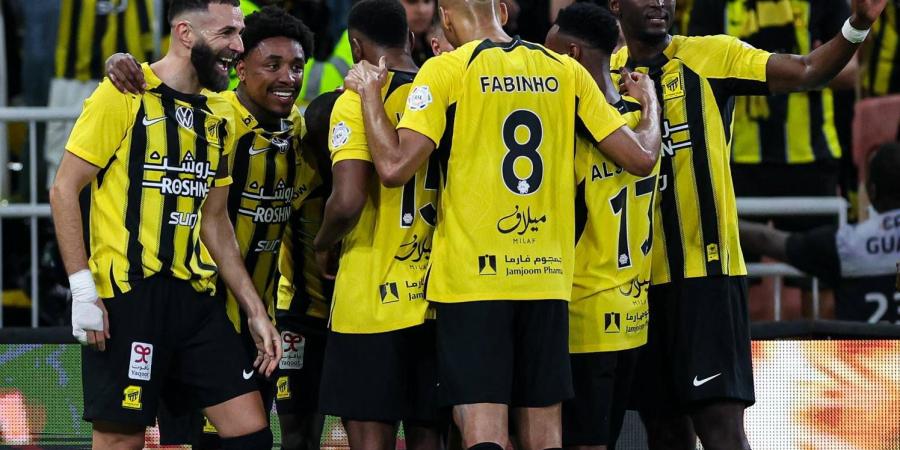 الاتحاد السعودي يسخر من الهلال بفيديو ناري وينشر "بيان الصدارة"