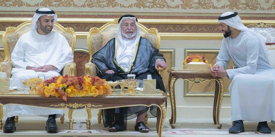 سلطان يتقبل تهاني محمد بن سعود برمضان