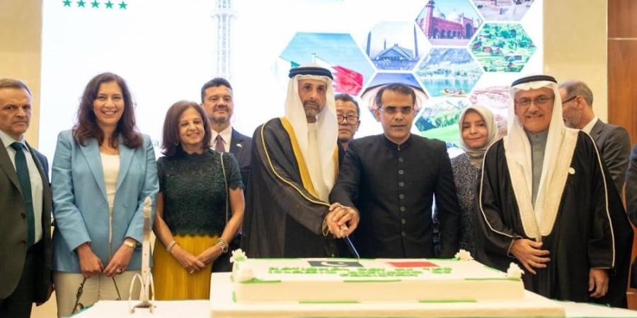 الجلاهمة يشارك في حفل استقبال السفارة الباكستانية بمناسبة الذكرى الخامسة والثمانين لليوم الوطني للجمهورية