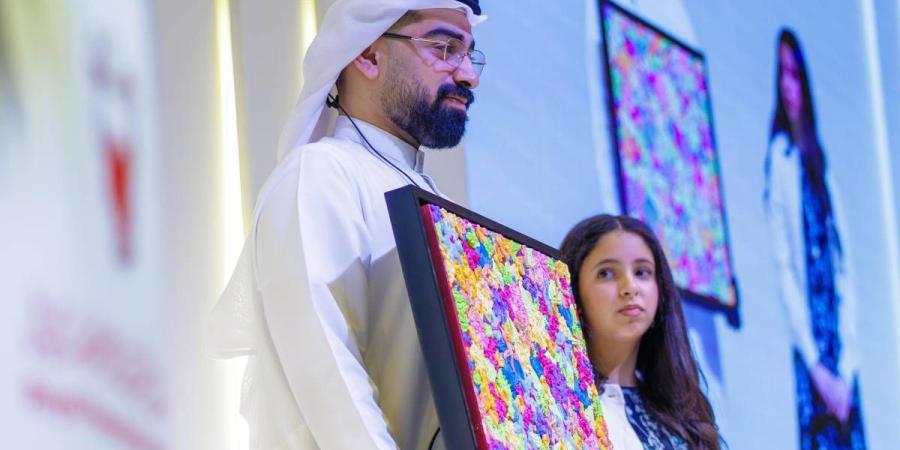 ناصر بن حمد يشهد ختام جائزة «سوفرن الفنية الخيرية» والمزاد يحصد 686 ألف دينار