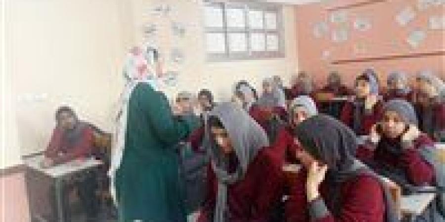 عاجل.. مواصفات وتوزيع درجات امتحان التاريخ لطلاب الثانوية العامة 2025