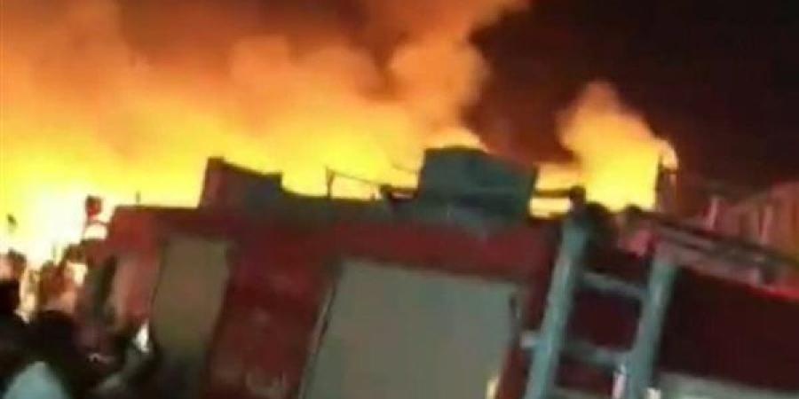 حريق ضخم يلتهم كنيسة ماري جرجس بقفط.. وتحرك سريع من قوات الإطفاء