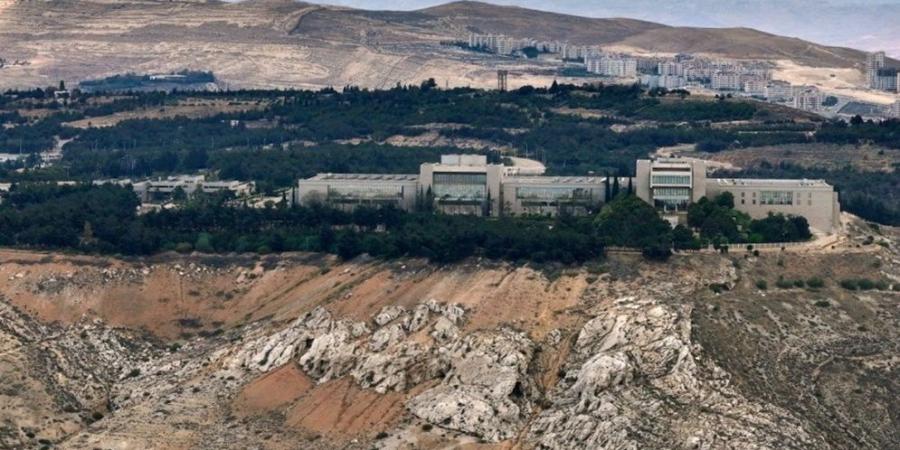 ردود فعل عربية وأممية بعد استهداف محيط القصر الرئاسي بدمشق