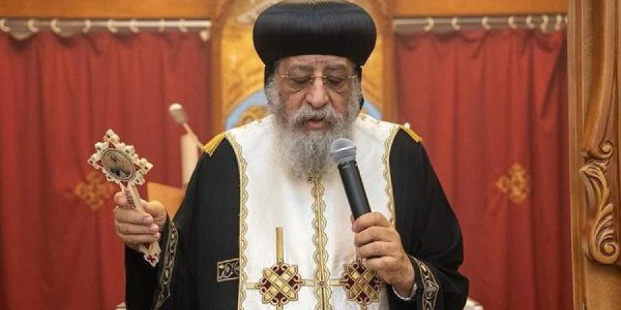 البابا تواضروس يصلى العشية بكنيسة الشهيد مار مينا في بوخارست