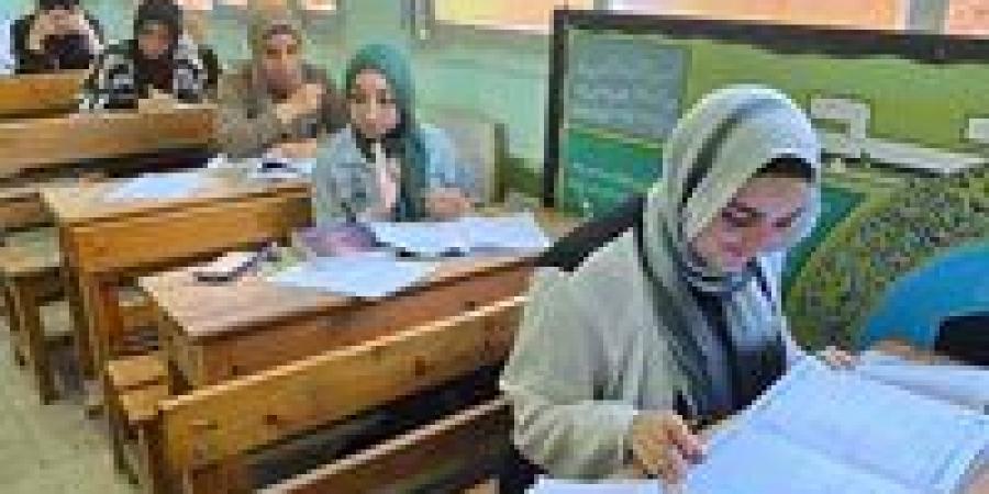 استعدادًا للامتحانات.. مواصفات امتحان الكيمياء لطلاب الثانوية العامة 2025