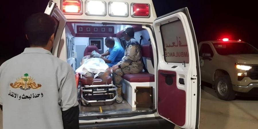 الشرقية.. حرس الحدود ينقذ مواطنًا من الغرق أثناء ممارسة السباحة