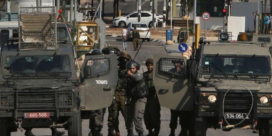 بينهم صحفيان.. استشهاد 25 فلسطينيًّا في قصف الاحتلال غرب غزة