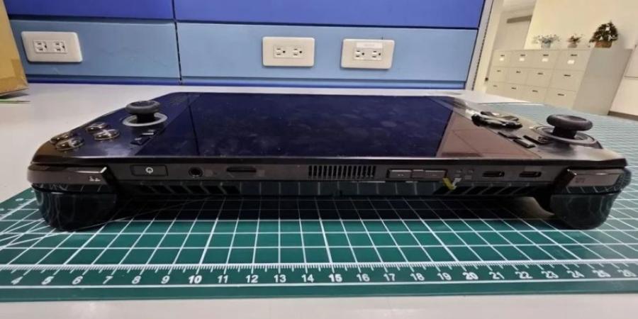 الكشف عن الصور الأولى لجهاز Xbox المحمول من "ASUS"
