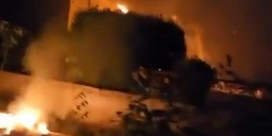 عاجل.. أسلحة بعيدة المدي.. لقطات ترصد لحظة هجوم الهند على باكستان
