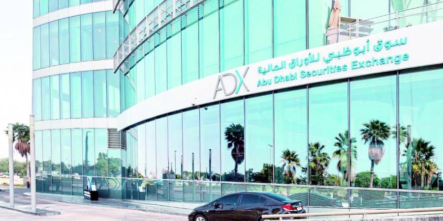 أسهم العقار تدعم صعود «أبوظبي».. و«دبي» يتراجع بضغط البنوك و«إعمار»
