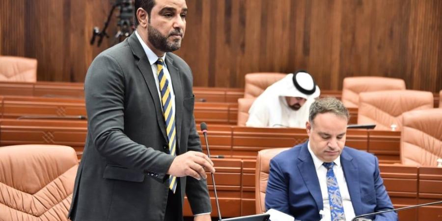 العسبول: تطوير سوق سترة ضمن الخطط المستقبلية