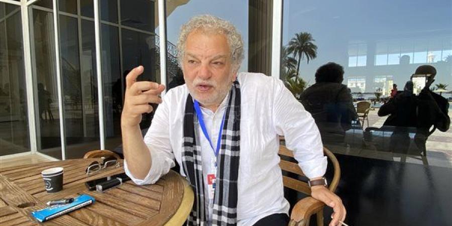 بعد خضوعه لعملية بالقلب.. المخرج أشرف فايق يكشف لـ"مصر تايمز" تطورات حالته الصحية