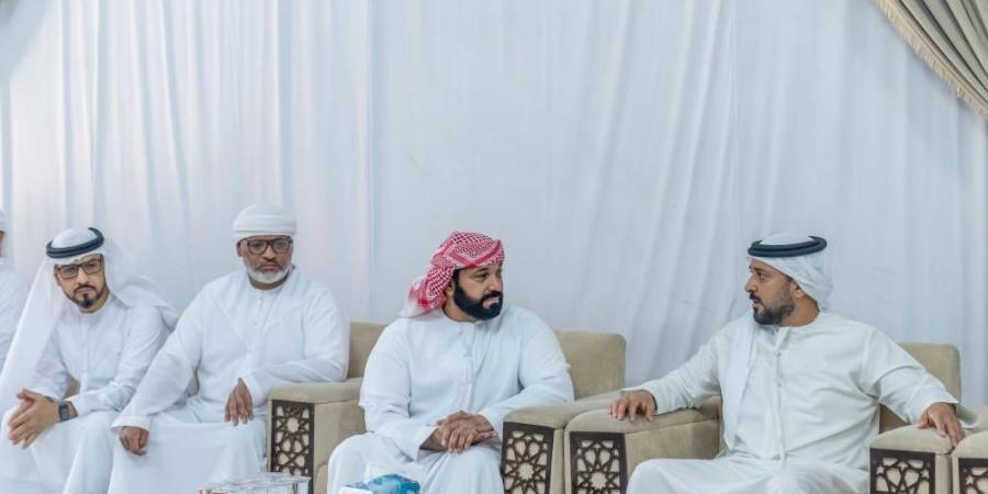 عبدالعزيز بن حميد يعزي في وفاة سالم الزعابي