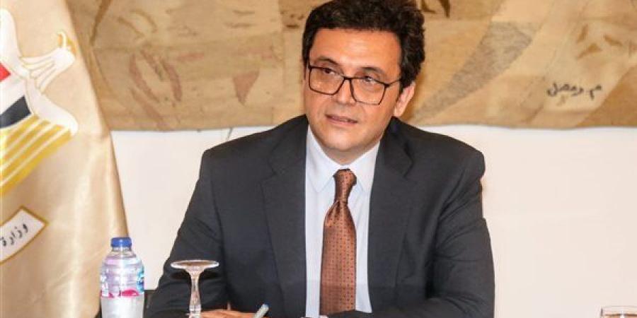 وزير الثقافة يكشف أخر تطورات الحالة الصحية للكاتب الكبير صنع الله إبراهيم