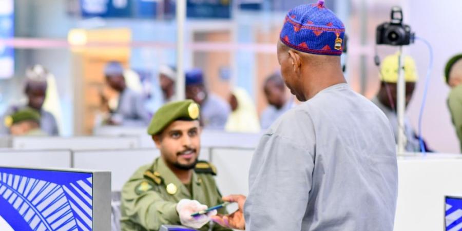 لأداء فريضة الحج.. وصول أولى رحلات ضيوف الرحمن من نيجيريا