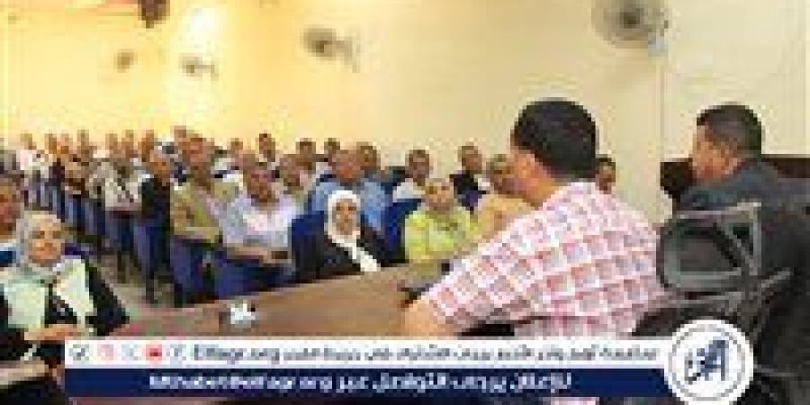 تعليم سوهاج يعقد اجتماعًا لمناقشة استعدادات امتحانات نهاية العام