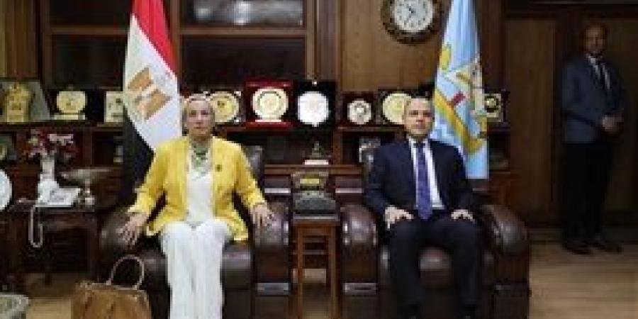 محافظ كفر الشيخ يستقبل وزيرة البيئة قبيل انطلاق مؤتمر “الابتكار من أجل مستقبل أخضر”