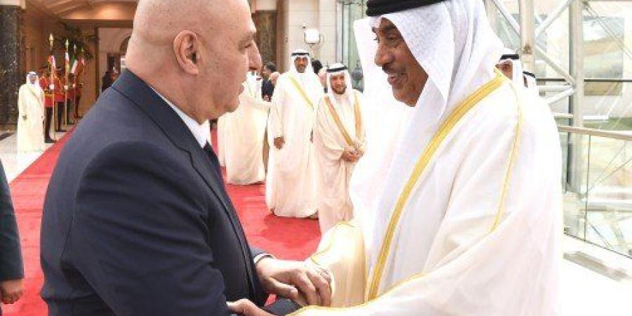 الرئيس اللبناني جوزيف عون يغادر الكويت بعد زيارة رسمية