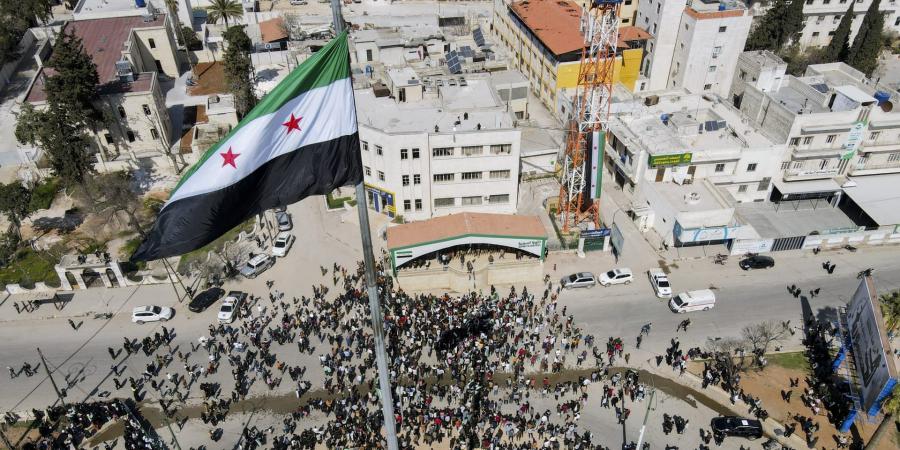سوريا.. احتفالات بإعلان ترامب رفع العقوبات وسط إشادة بجهود السعودية - الأول نيوز