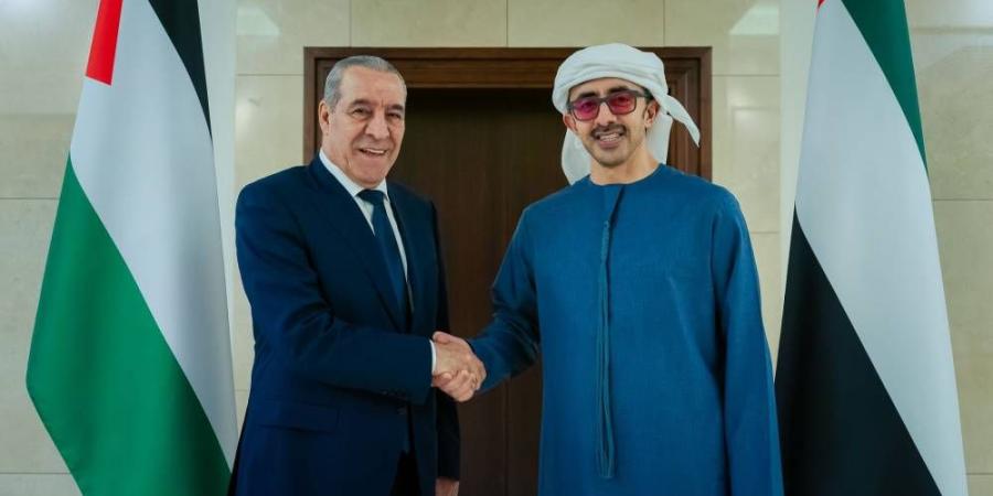 عبدالله بن زايد يستقبل حسين الشيخ ويبحثان تطورات الأوضاع في المنطقة