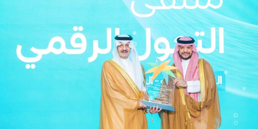أمير المنطقة الشرقية يفتتح فعاليات ملتقى التحول الرقمي 2025