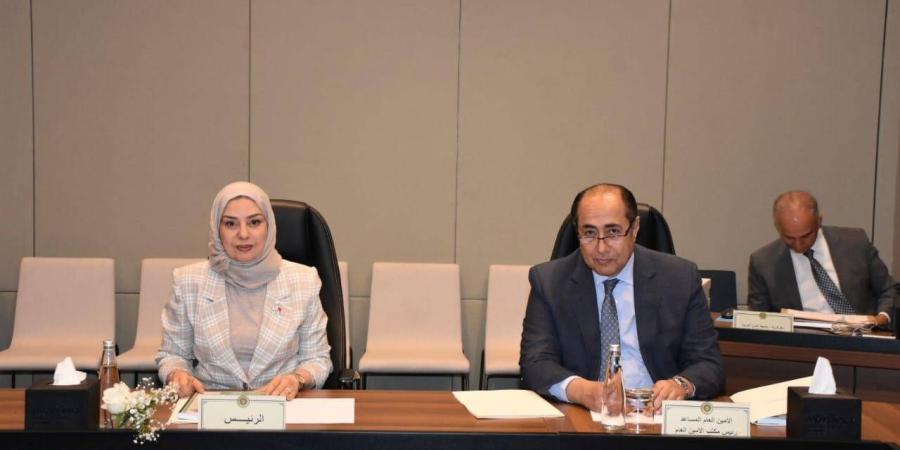 سفيرة البحرين لدى مصر تترأس اجتماع هيئة متابعة تنفيذ القرارات والالتزامات
