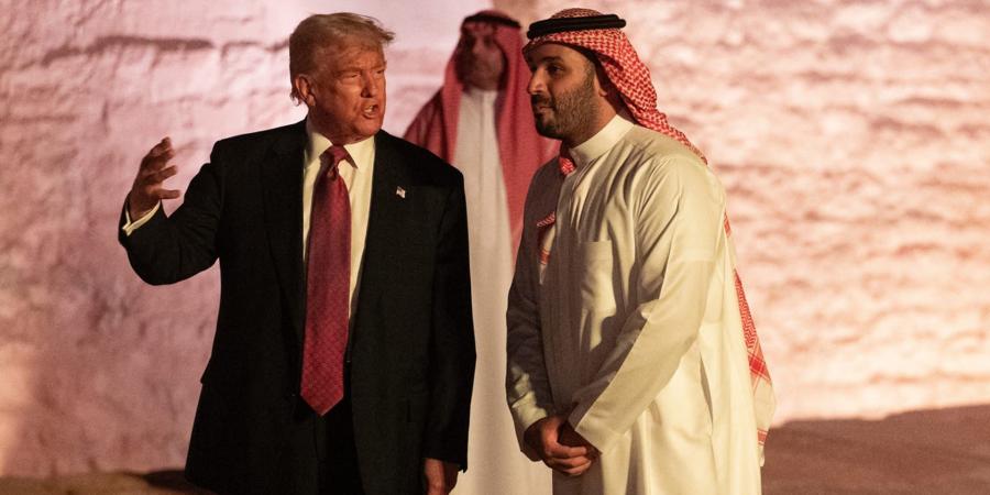 قائمة بأبرز صفقات ترامب في السعودية بعد إعلان أنها تصل لـ600 مليار دولار - الأول نيوز