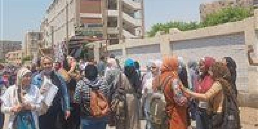 اليوم.. قافلة تعليمية لدعم طلاب الثانوية العامة بالوادي الجديد