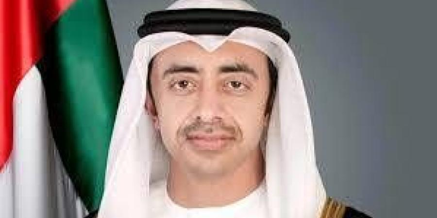 عبدالله بن زايد: الأسرة النواة الأساسية في بناء المجتمعات المترابطة