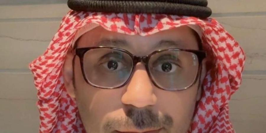 رغم الحملات البلدية.. ”فوضى الأرصفة“ تخنق حراج الدمام ومطالبات بتدخل عاجل
