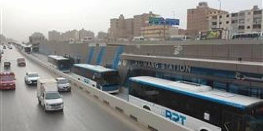 محمود عبد الرحمن يكشف موعد بداية التشغيل التجريبي للأتوبيس الترددي