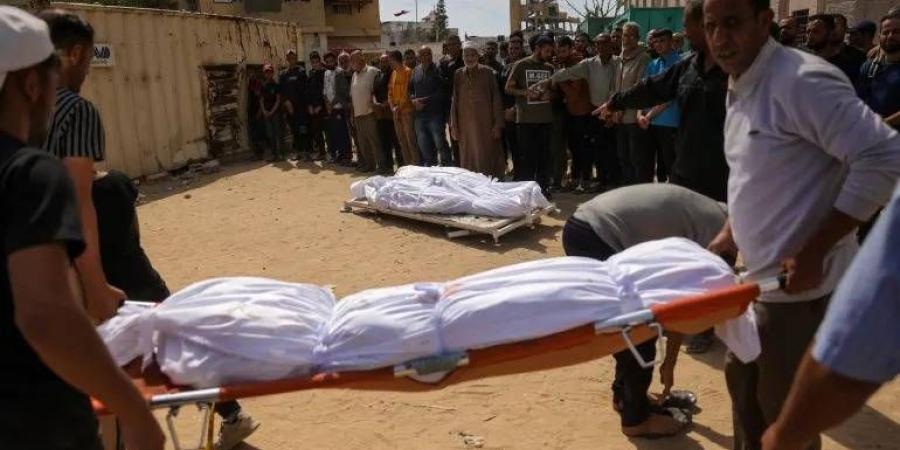 مرضى قطاع غزة على شفا الموت وإسرائيل توسع عدوانها بالتزامن مع المجاعة