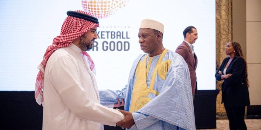 مجلس إدارة «FIBA Foundation» يعقد اجتماعه بمشاركة الشيخ عيسى بن علي