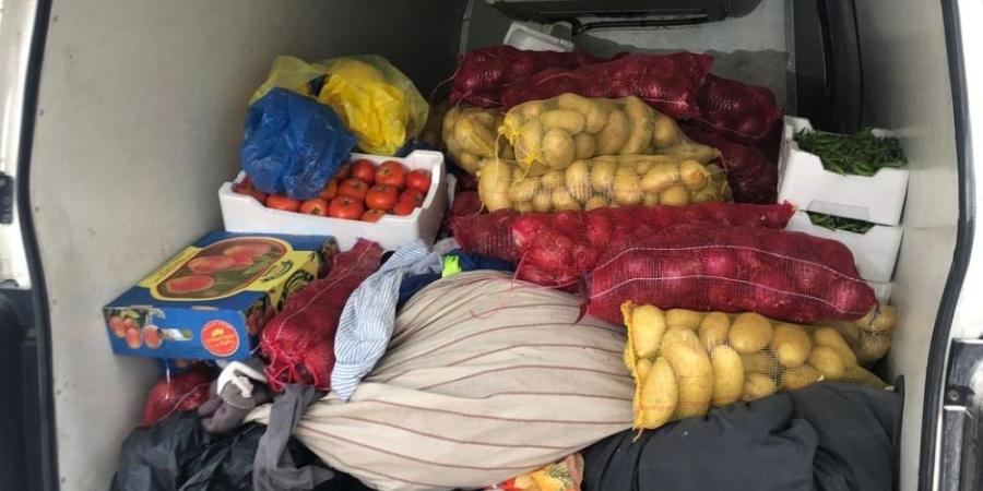 بحملة مشتركة.. ضبط 15 طن بضائع متنوعة من الباعة المخالفين في الدمام