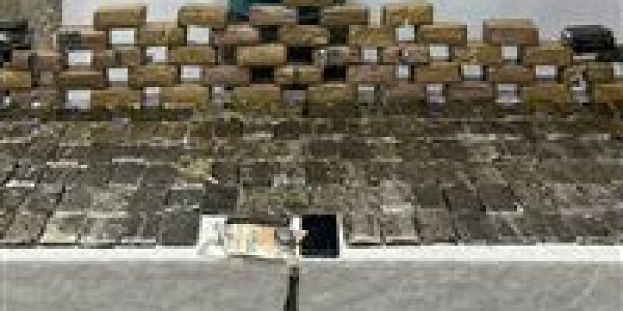 ضبط متجرى المواد المخدرة ومصرع عنصرين جنائيين عقب تبادل إطلاق النيران مع قوات الشرطة